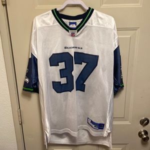 Shaun Alexander Seahawks jersey